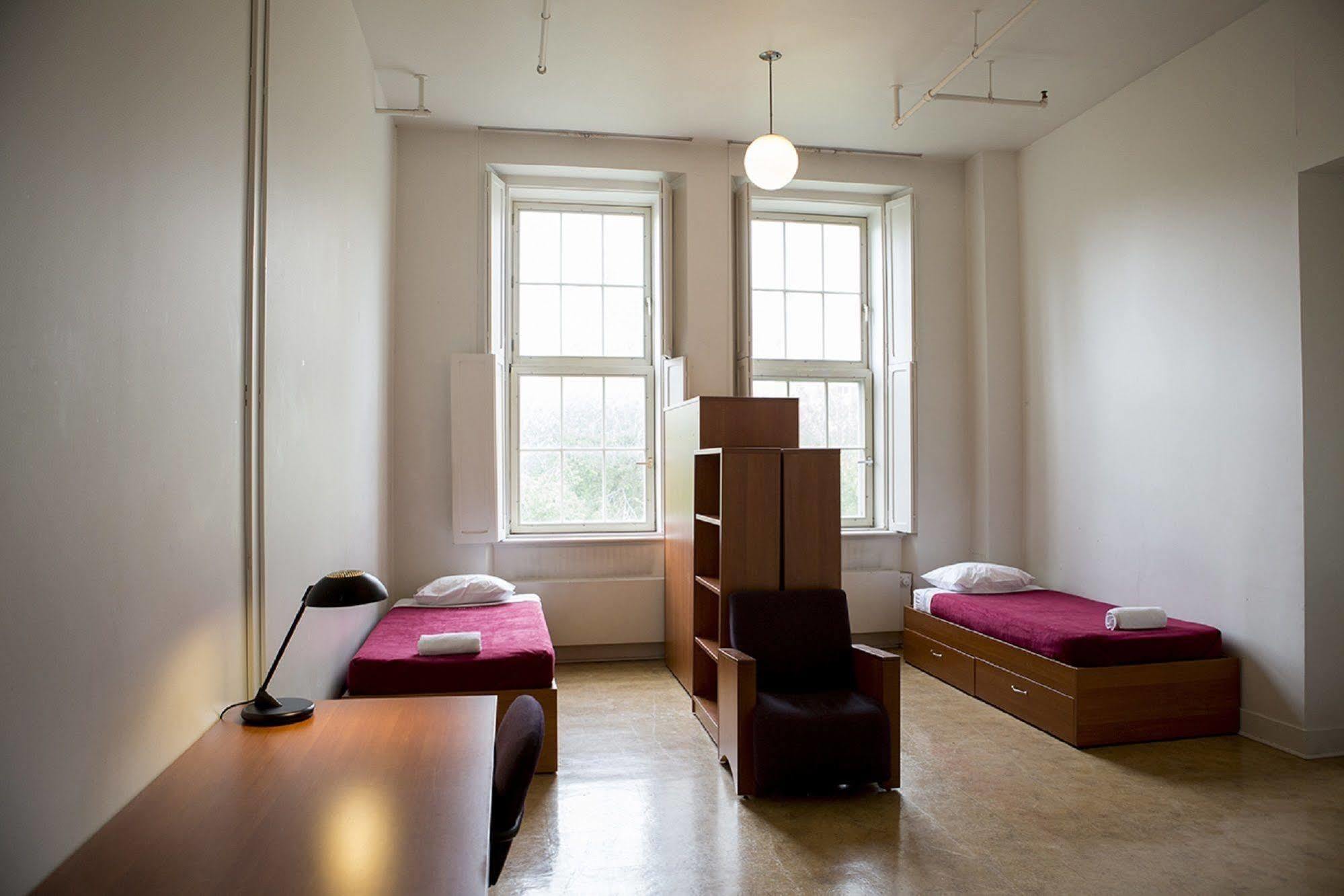 The Grey Nuns Residence By Concordia University Montréal Exterior foto
